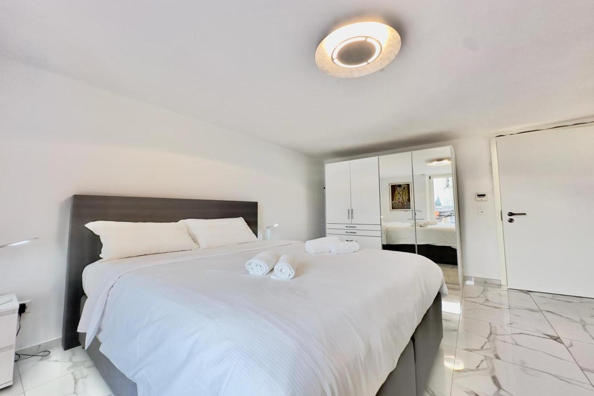 Yellow View Apartment - Happy Rentals Ronco sopra Ascona Εξωτερικό φωτογραφία
