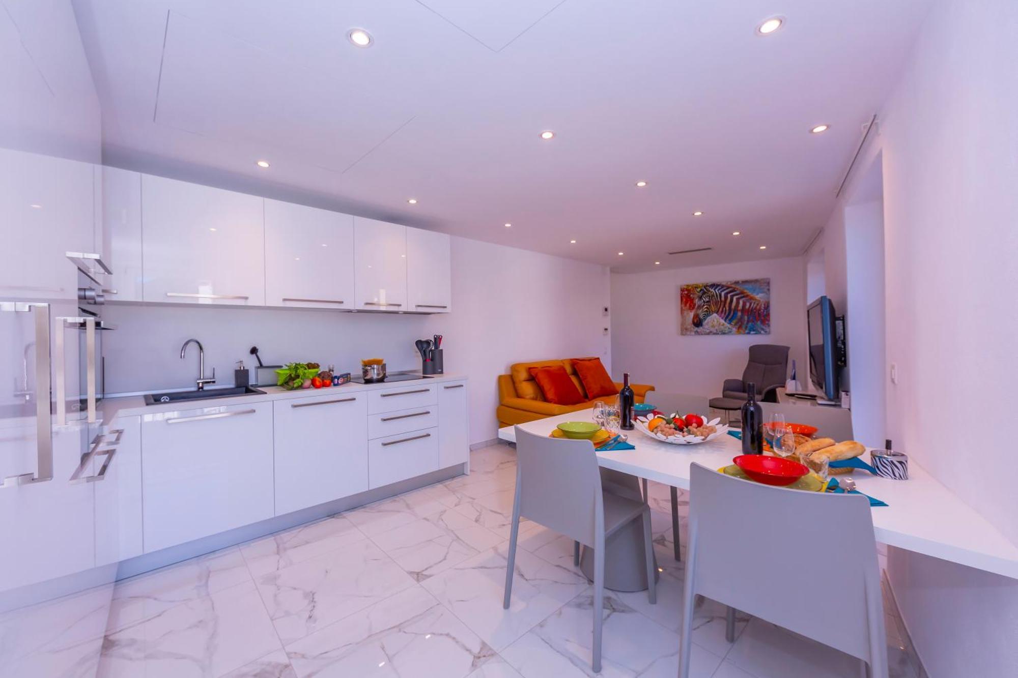 Yellow View Apartment - Happy Rentals Ronco sopra Ascona Εξωτερικό φωτογραφία