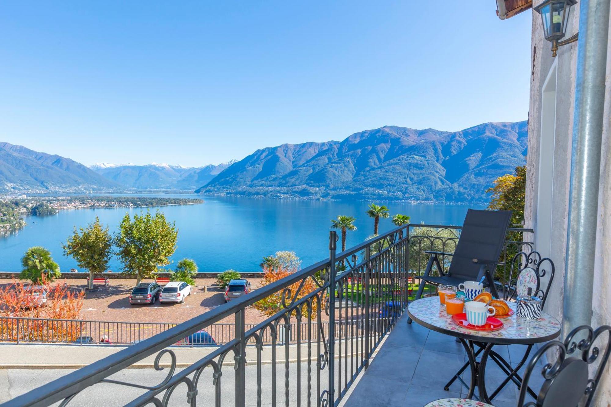 Yellow View Apartment - Happy Rentals Ronco sopra Ascona Εξωτερικό φωτογραφία
