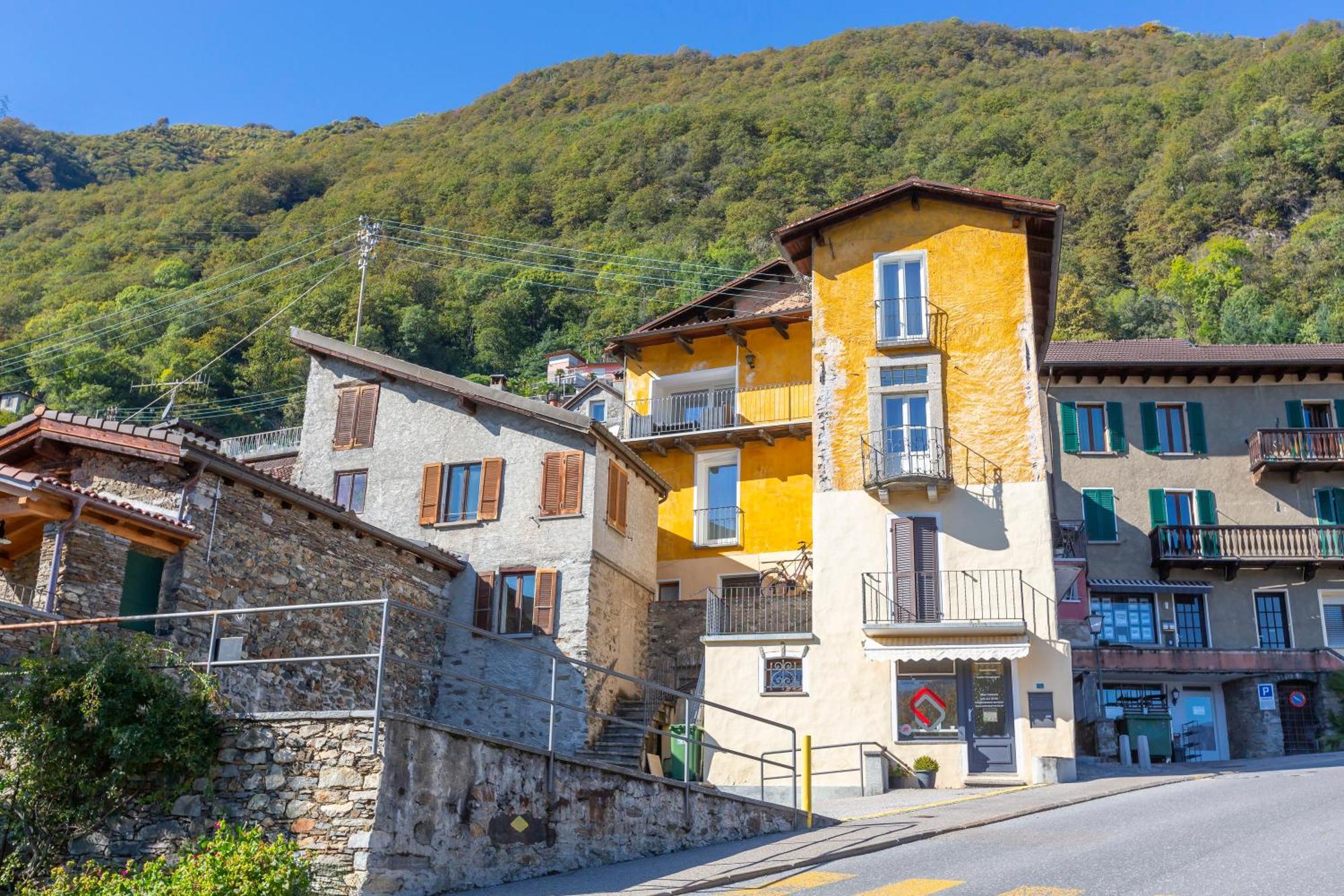 Yellow View Apartment - Happy Rentals Ronco sopra Ascona Εξωτερικό φωτογραφία